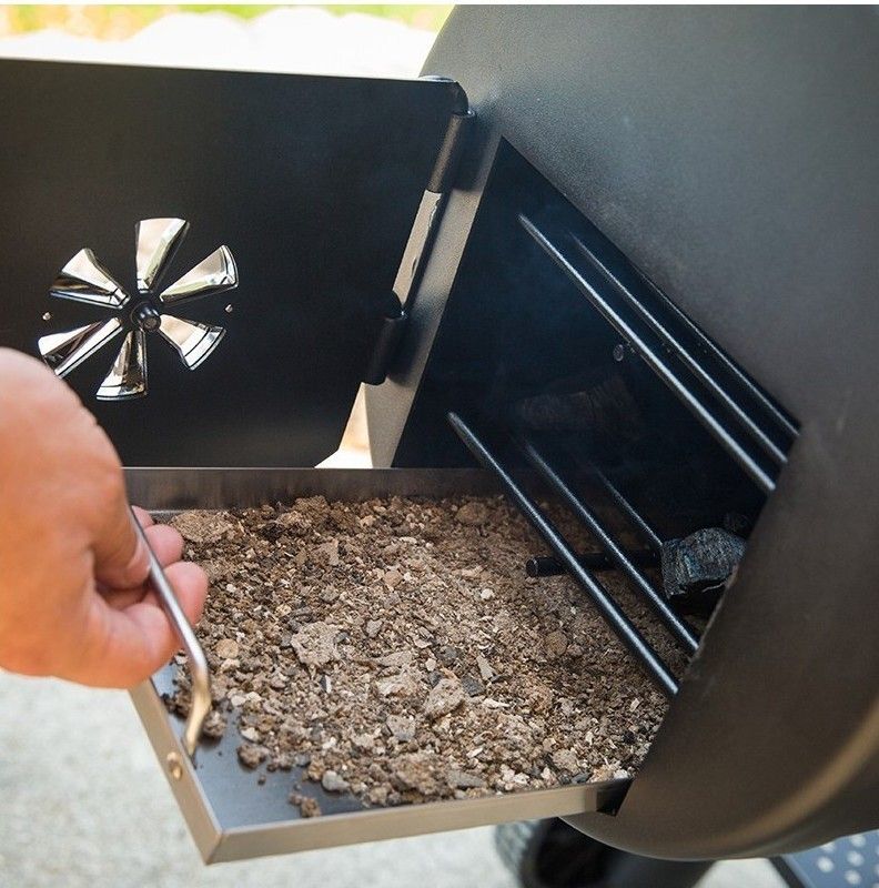 700_570broil_king_offset_smoker_grill.jpg