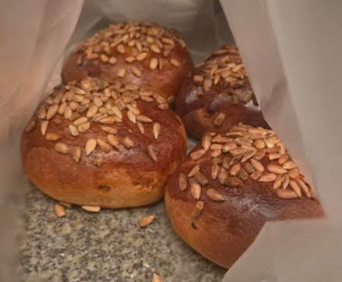 Hamburgarbröd med vörtsmak